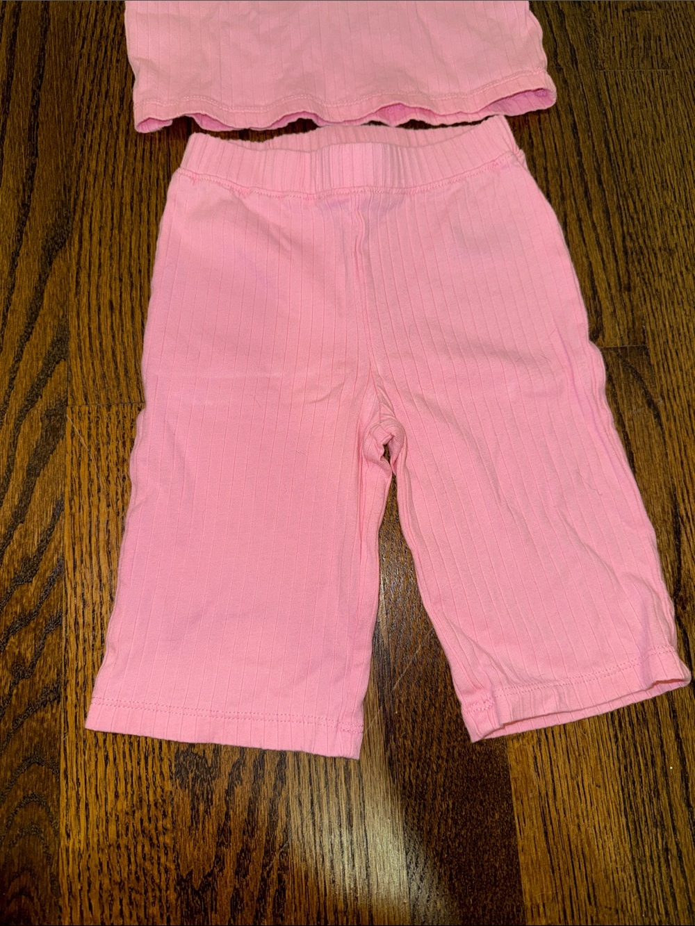 Old Navy Pink Ribbed Two-Piece Matching Set with Ruffle Sleeves - Picture 3 of 6
